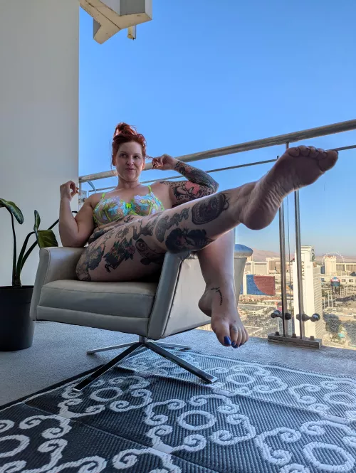 Felt On Top Of Vegas 👣