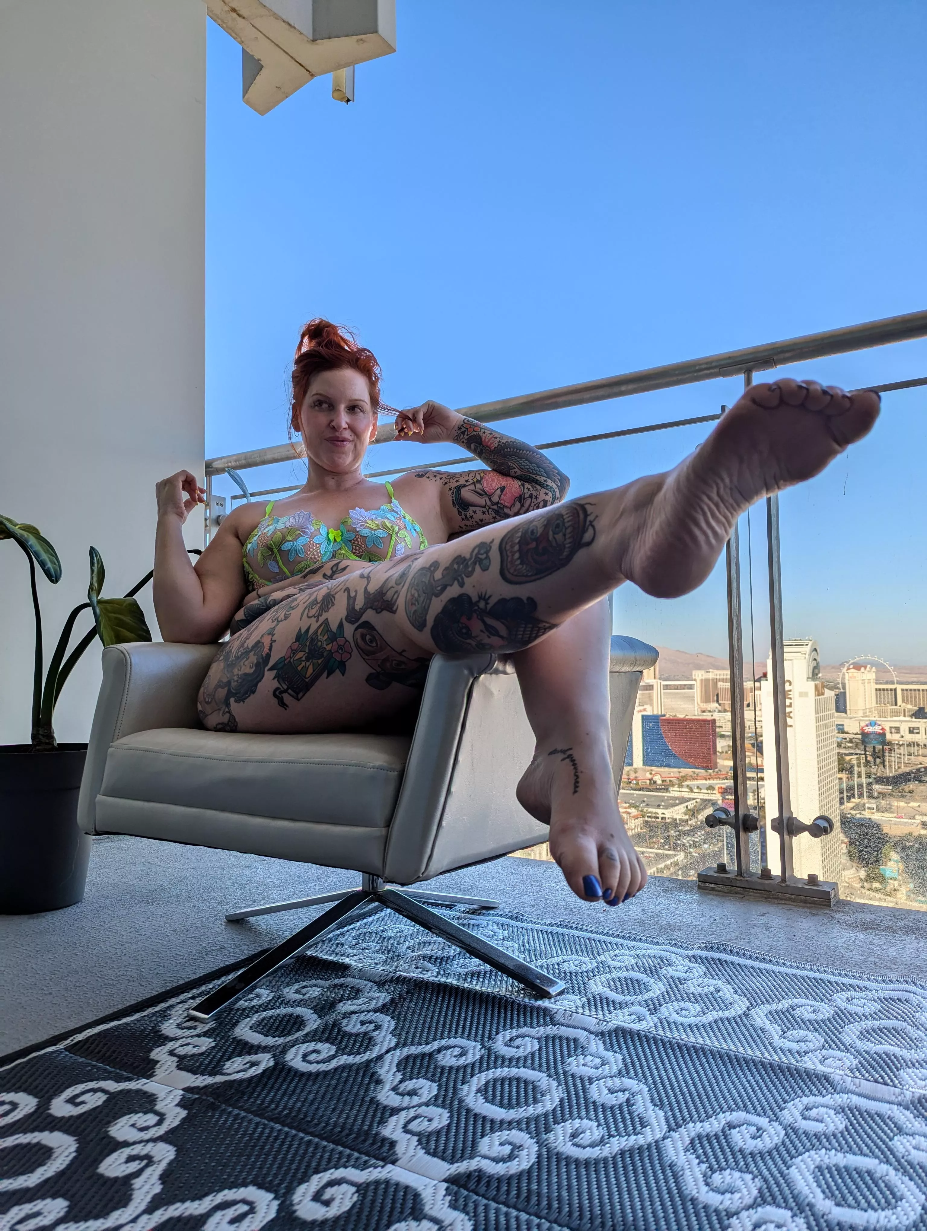 Felt On Top Of Vegas 👣