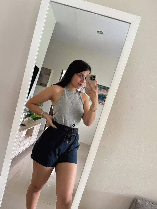 Got a lot to say, but my hips do all the talking