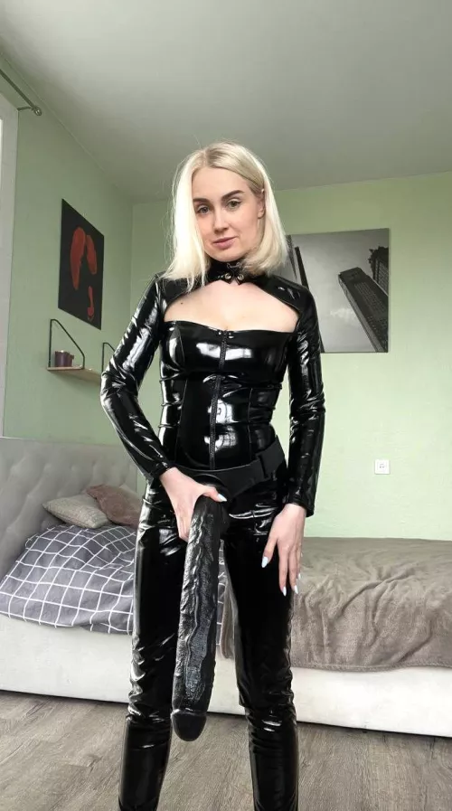 Have you ever encountered something this big? (17 inches)