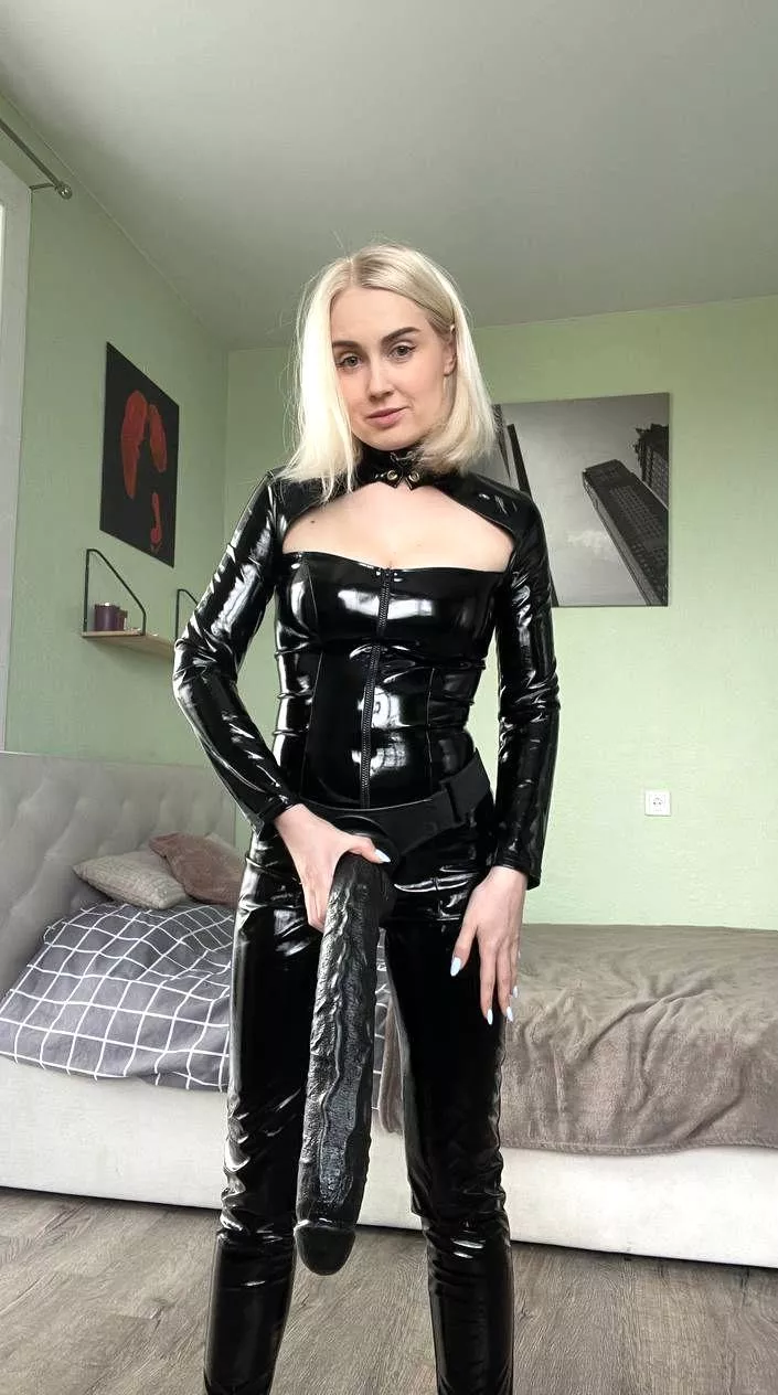 Have you ever encountered something this big? (17 inches)