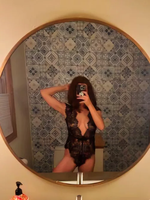 Hopefully my MN boys don't miss me too much while I cross the border for the weekend 😘💚💛