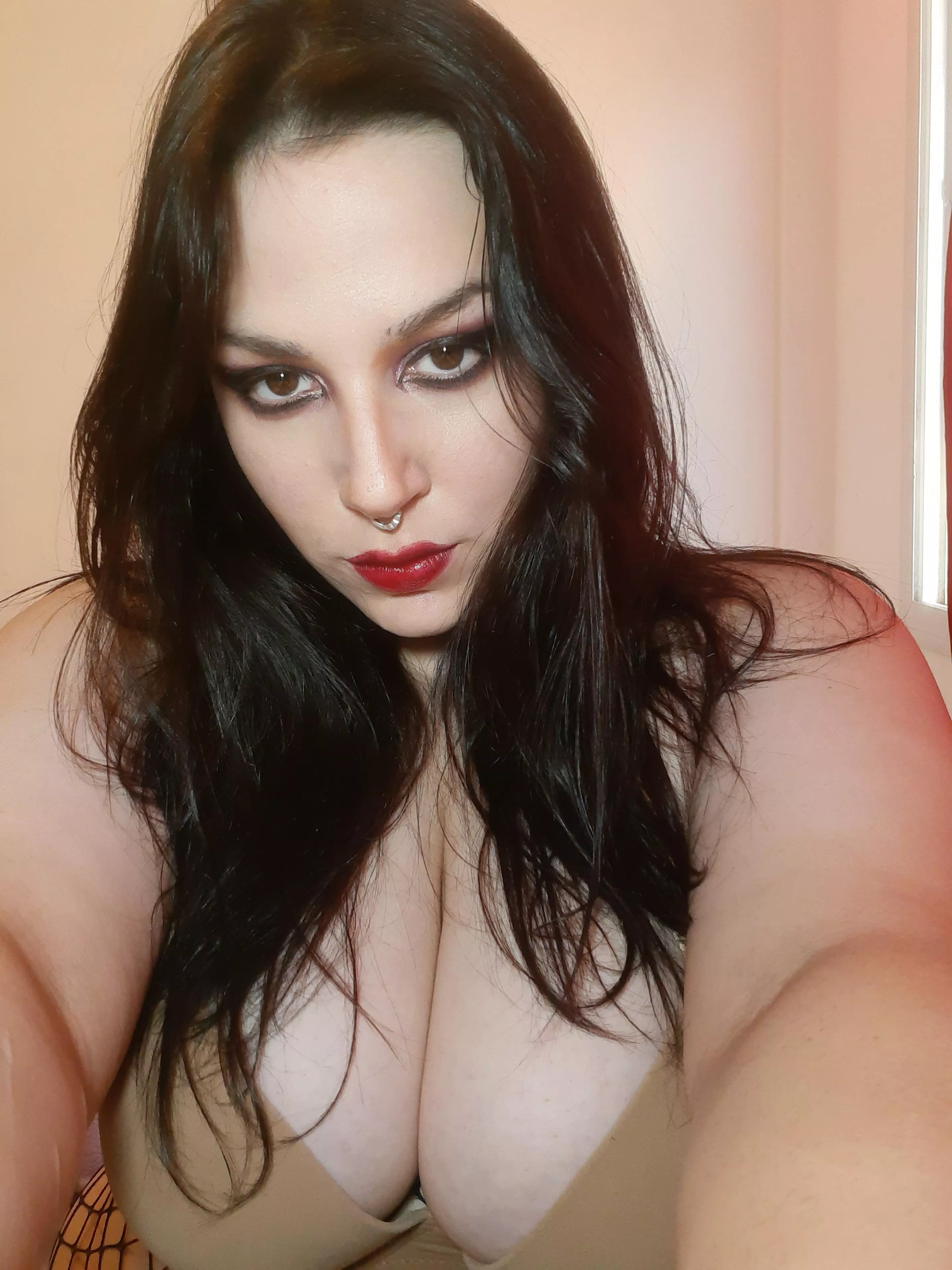 I got you obsessed, and i know you'd do anything for me now. Work the extra hours just to give me the best life possible. My happiness is your happiness now. And you loooove to get drained by me. It's a feeling you can't even explain