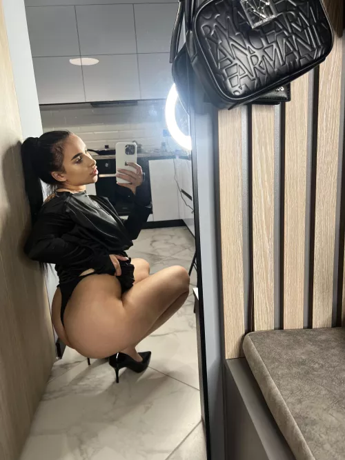 I like to make myself lonely evenings, fantasize and braid my favorite ponytail