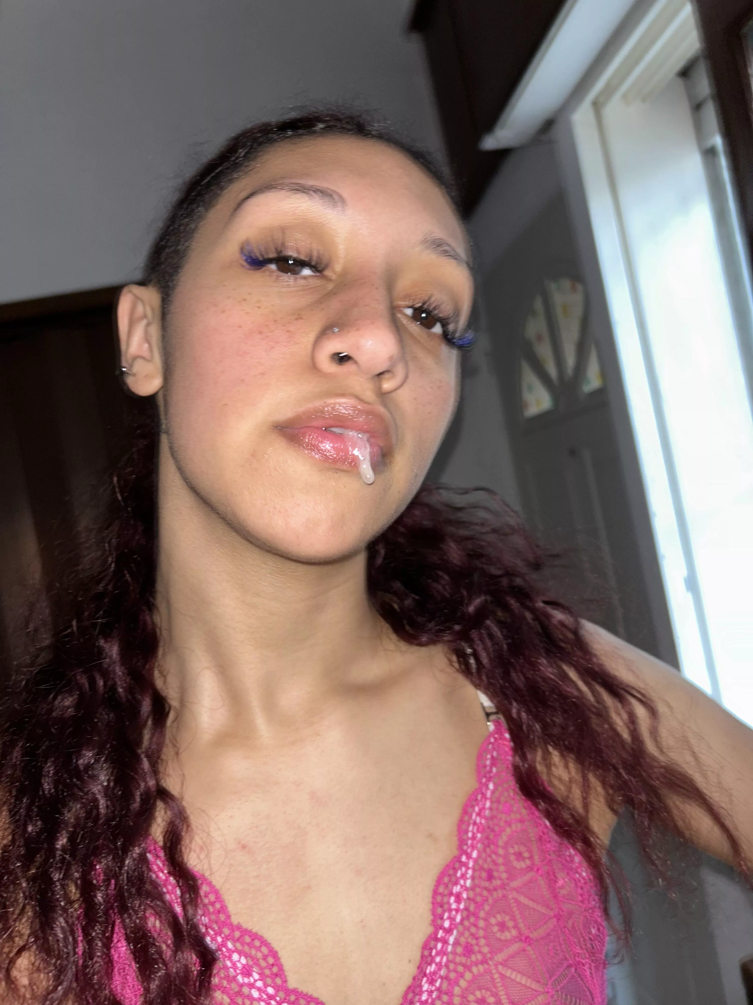 I think it’s not just saliva🧐🫢🤢 