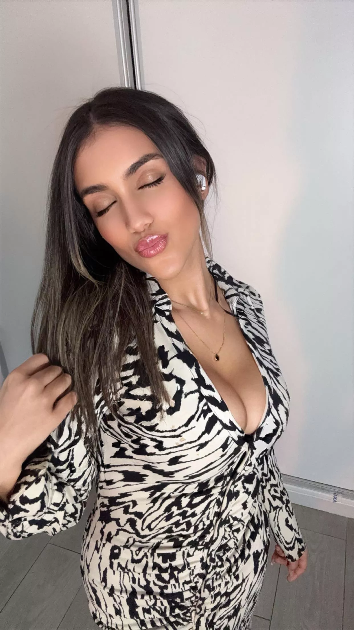 If all I did was taking cute selfies of myself with utmost decency, are you gonna get bored...