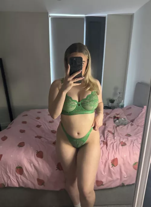 i'll be your obedient baby girl if you let me