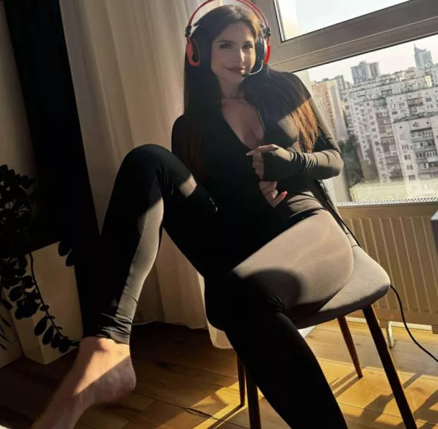 I’ll keep you mesmerized with every move