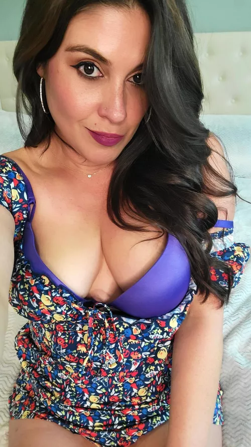 Just a brunette mom ready for fun. 