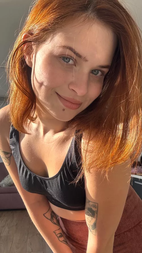 Just red hair in the sunshine! 🥰