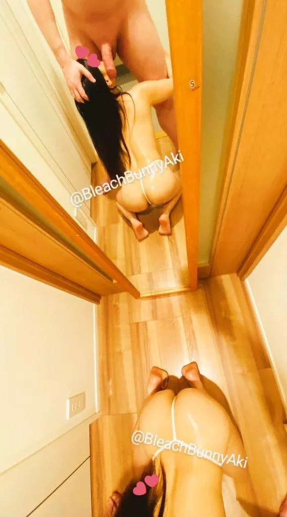 Let me suck you hard while worshipping you daddy ♥️✨