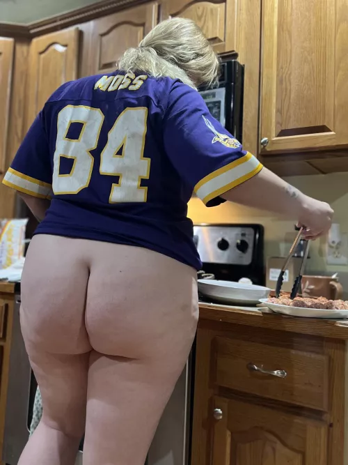 Making game snacks!!! I like my meatballs Swedish 😜 