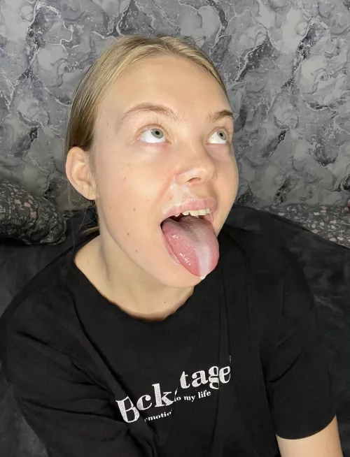 Semen looks good on her, so she needs another shot