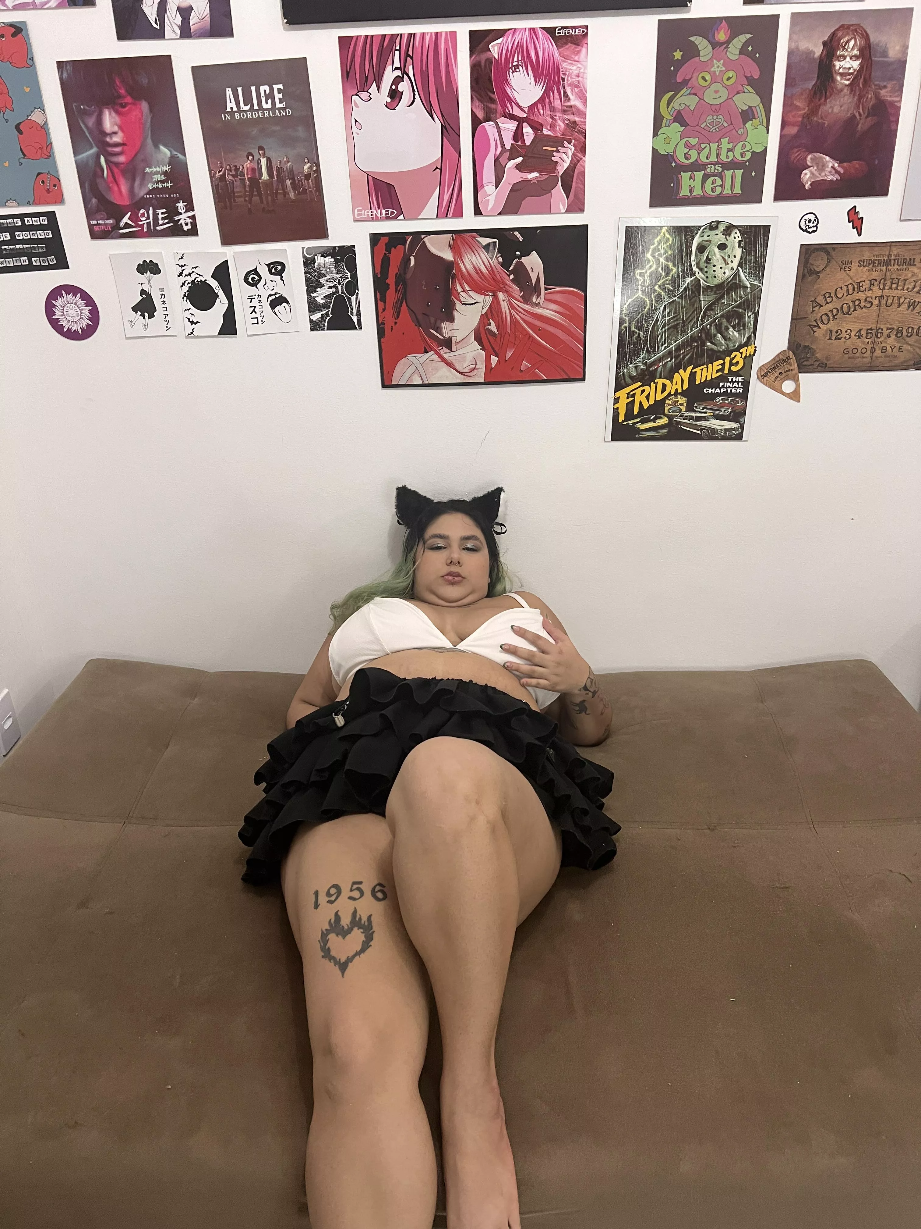 This chubby nerdy is feeling alone 