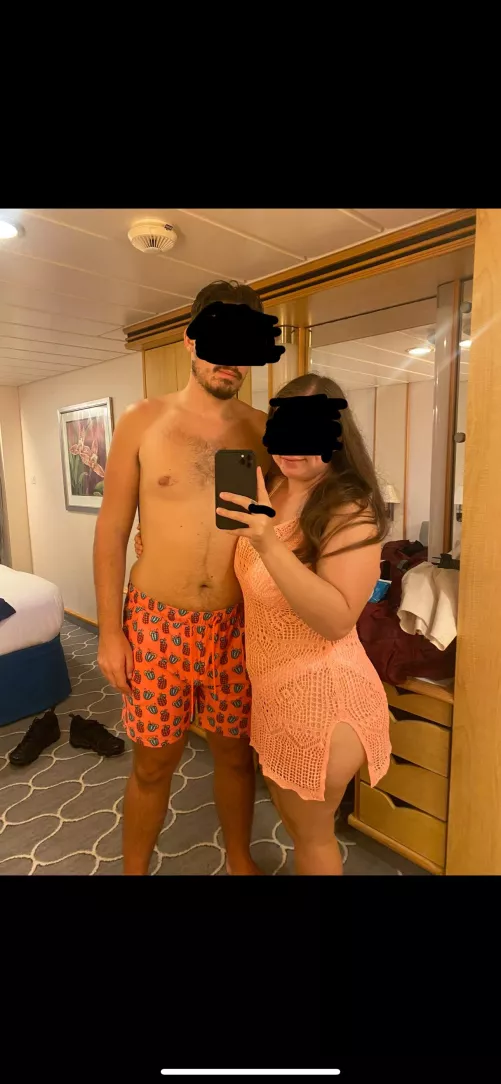 TRYING THIS AGAIN. Is there real couples or females out there??? Looking for like minded individuals under 30.