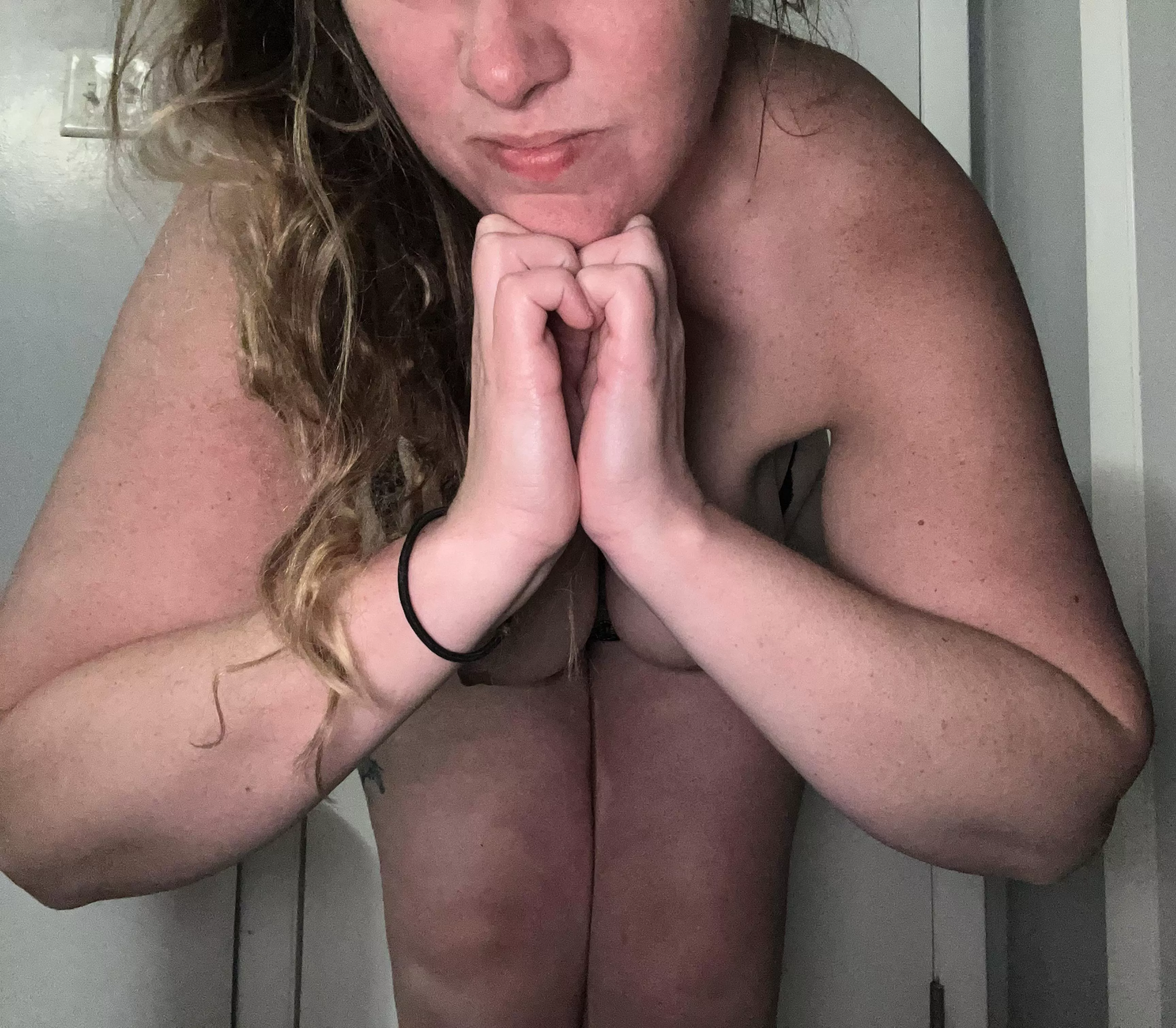 Weekend shenanigans and smirks. 