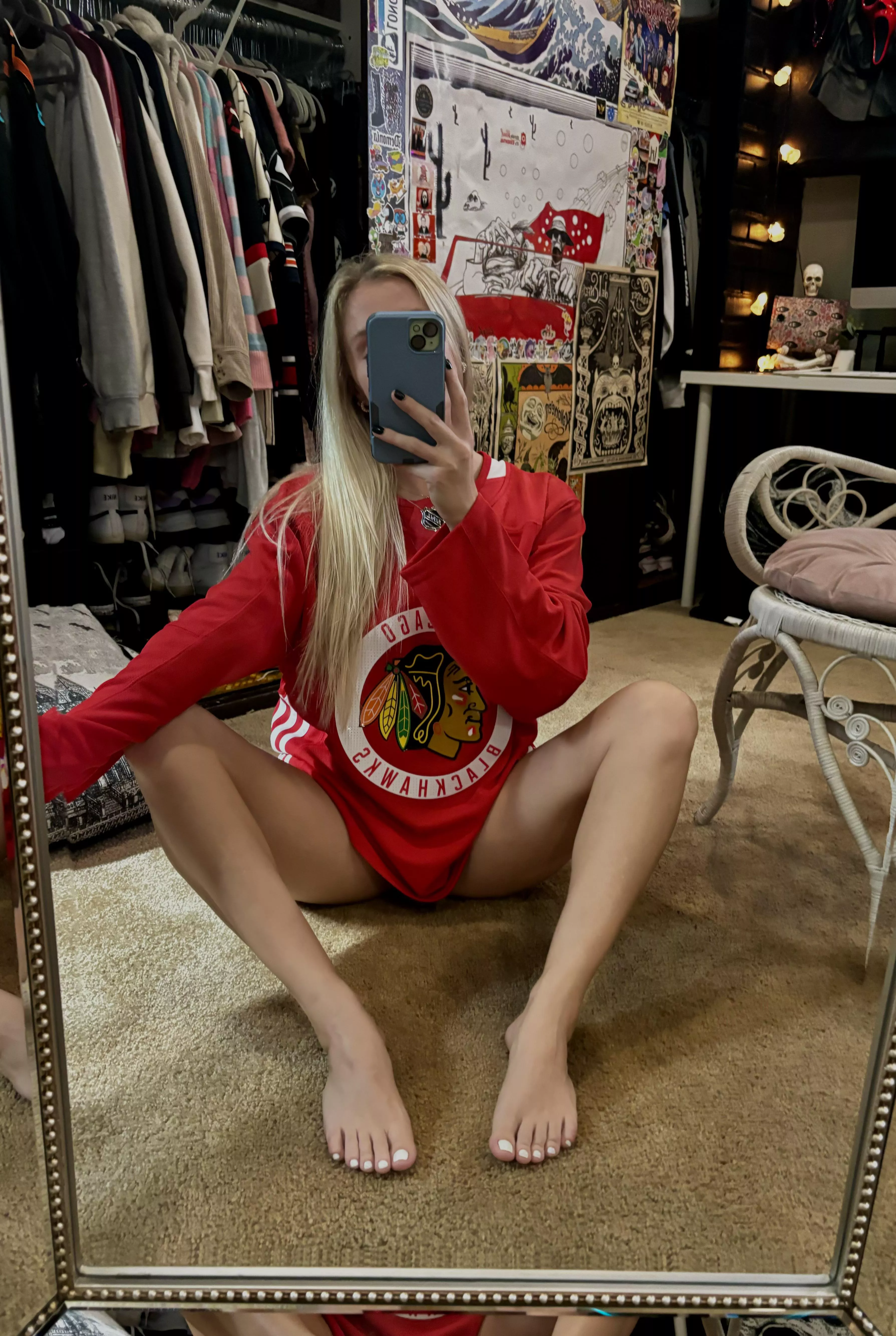 White is my go-to 👸🏼🤍[oc]