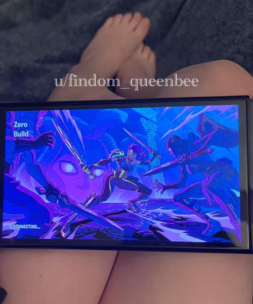 who’s giving me a fortnite drain, bitch? 🤭