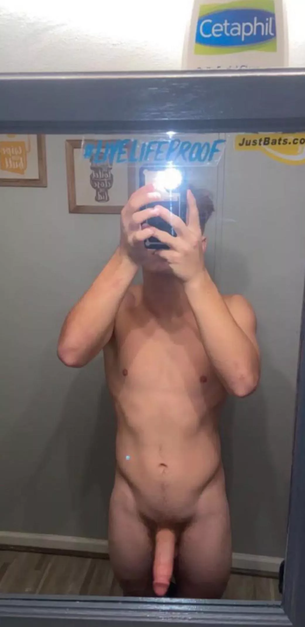 20[m4m] I’m straight I just want to suck a BWC or BBC for once