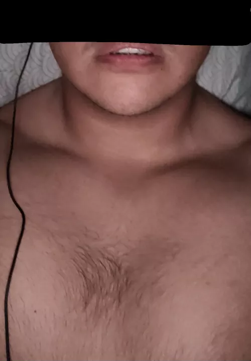 26M staying in laughlin looking for a F 24 and up