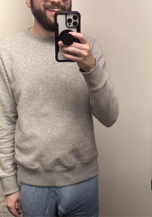 29 [M4M] love showing my bulge