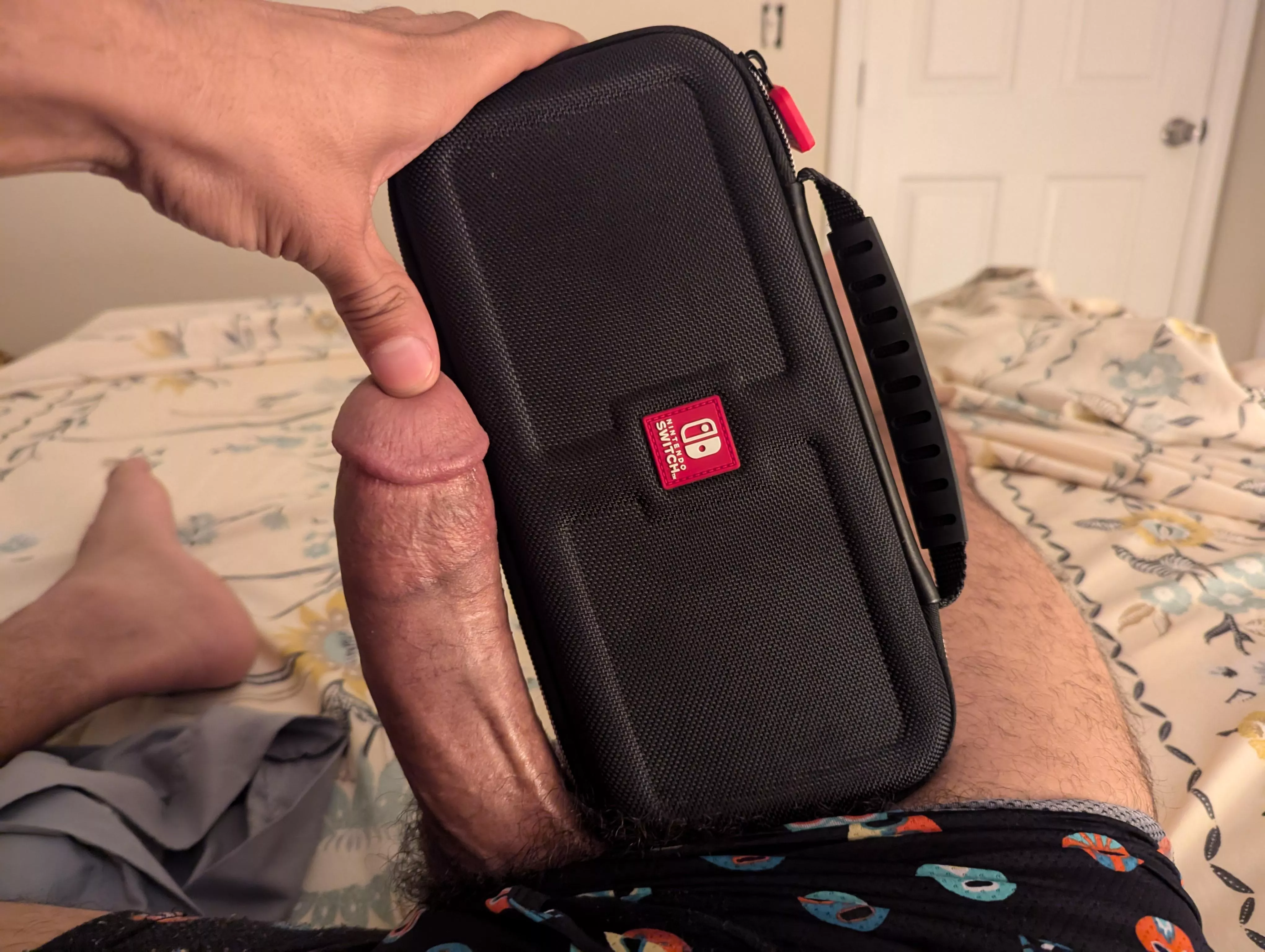 37 (m4m) - Gamer Seeks Weekday Mornings JO Buddy - Can't host