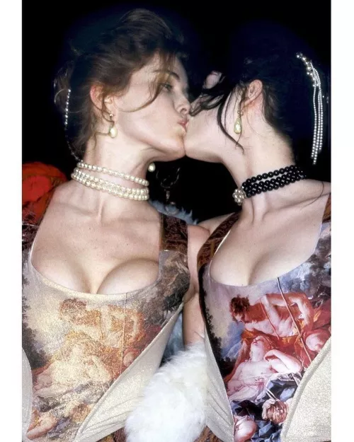 A kiss between ladies