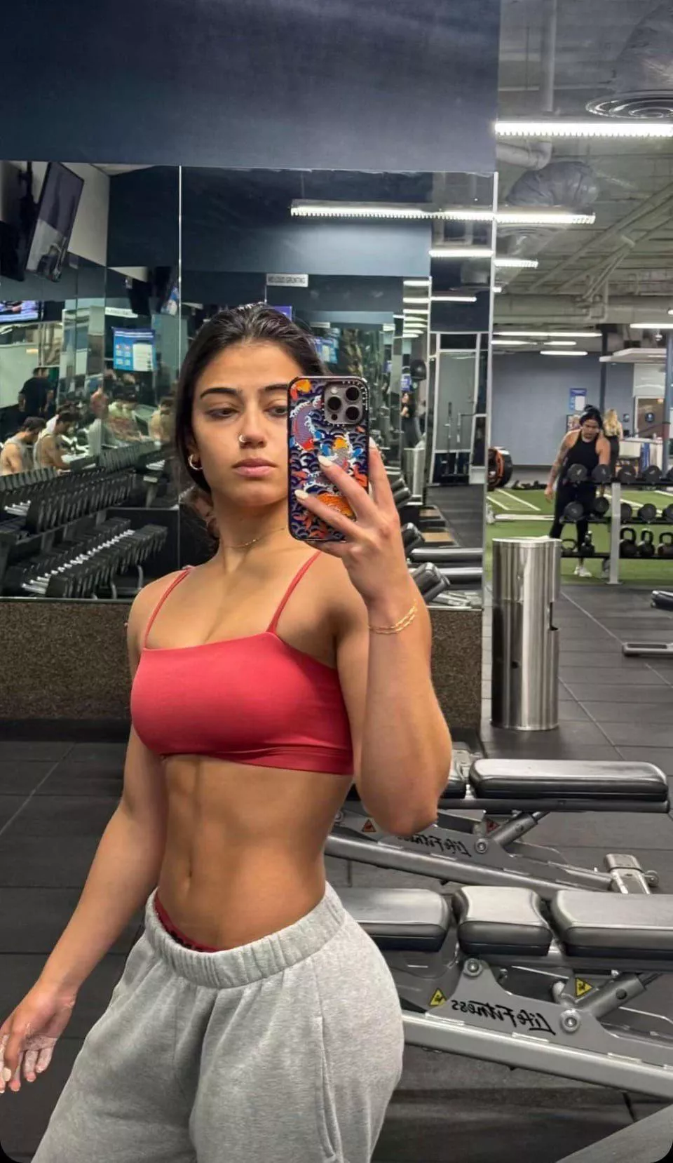 Anyone want me to rp Sara for you? Upvote and comment and I’ll pick someone to rp for in an hour. 