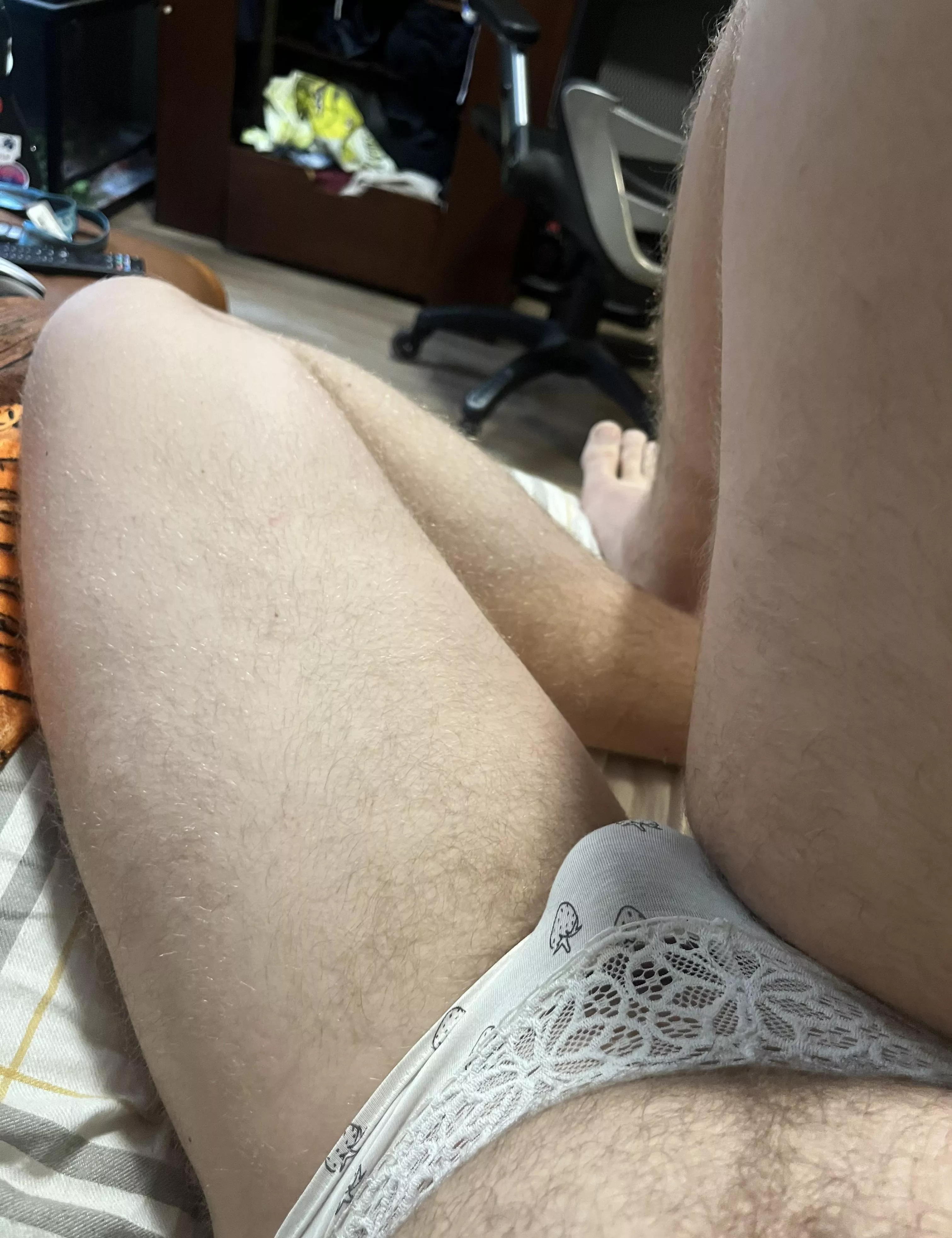 Can you guess my size when hard?