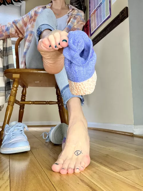 Can You Hold This For Me