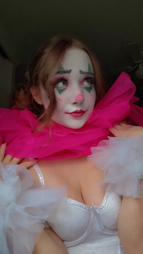 Clown name is now between: bubbubble gum and Hubba Bubba 