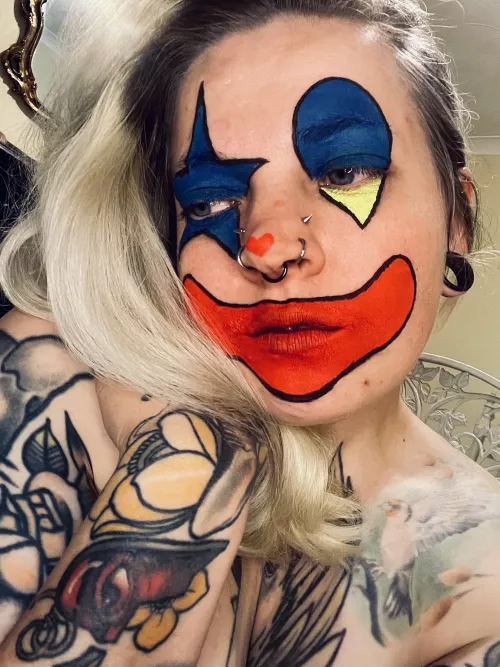 Clowns are for life not just for Halloween 🎃 