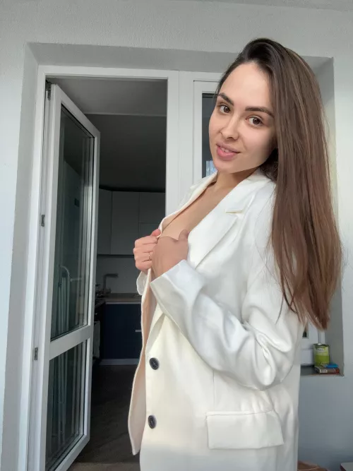 Despite I’m mostly in college I always find time to ride a cock