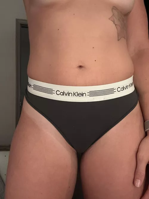 Does this work for my OOTD? 😇