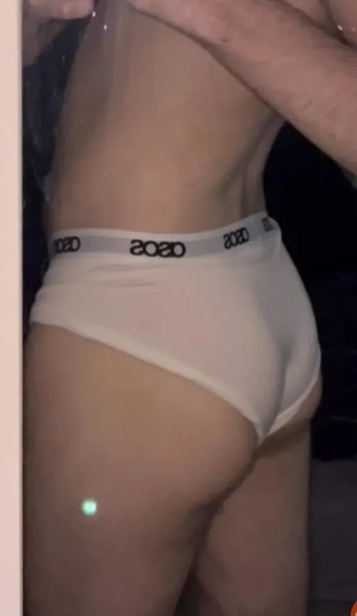 Don’t mind my tighty whiteys 