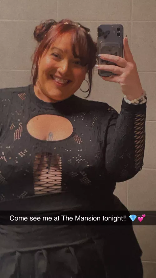 First night at the club 🥰