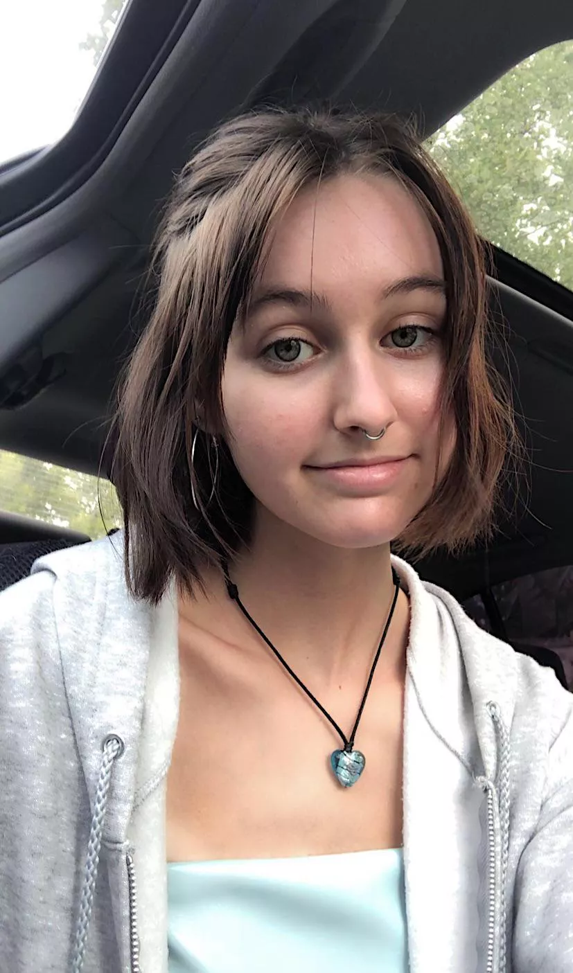 Freshly cut hair to my chin 