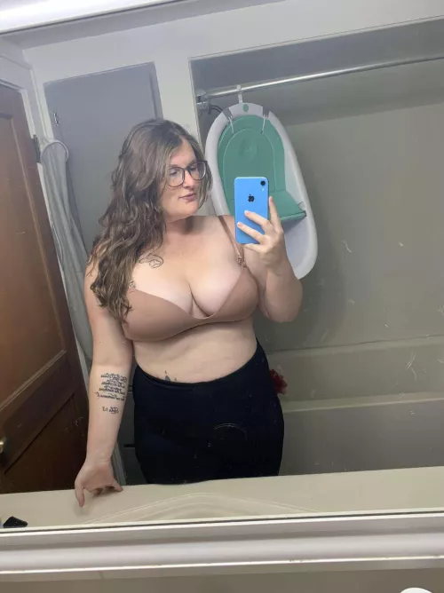 Getting ready for work 😏