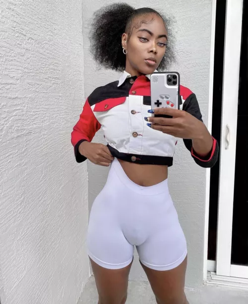 Girl of your dreams..