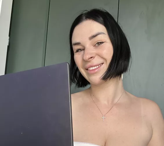 Her hair is always perfect