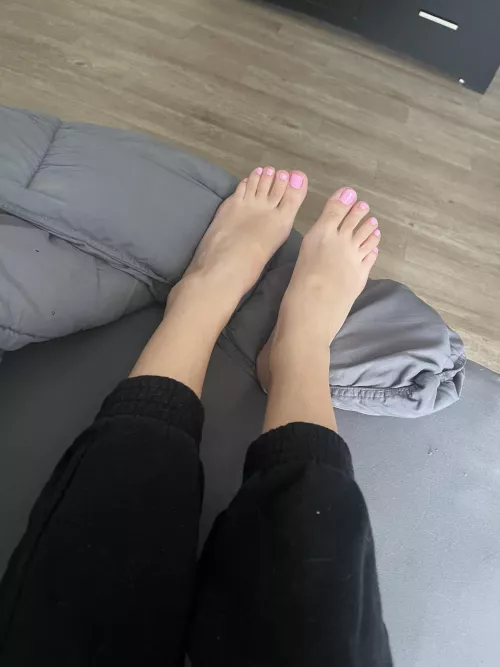 How suckable are my toes