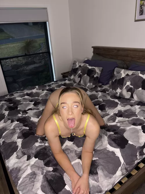 I bet I look cute while sucking you 