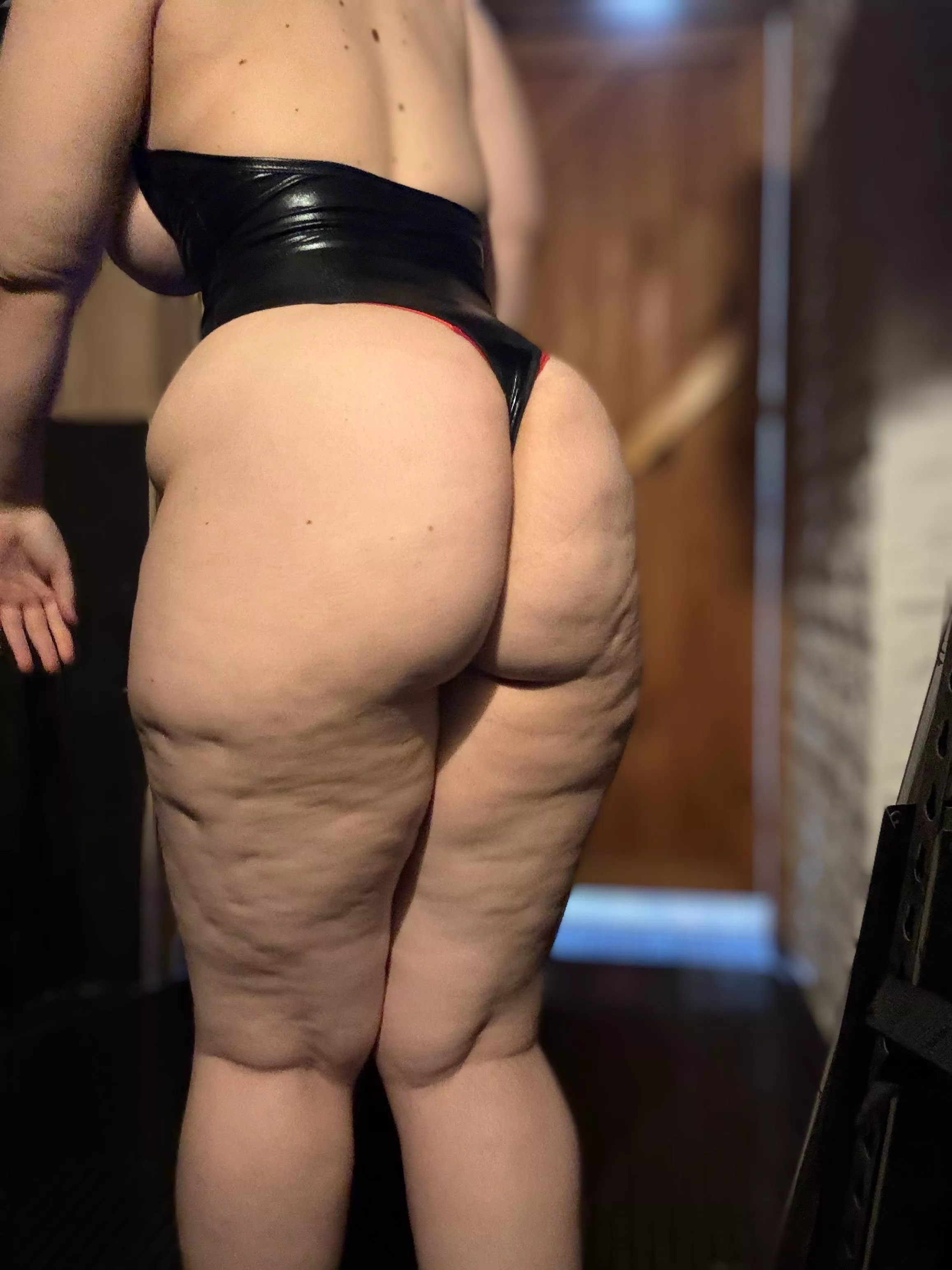 I feel really hot with my new lingerie 