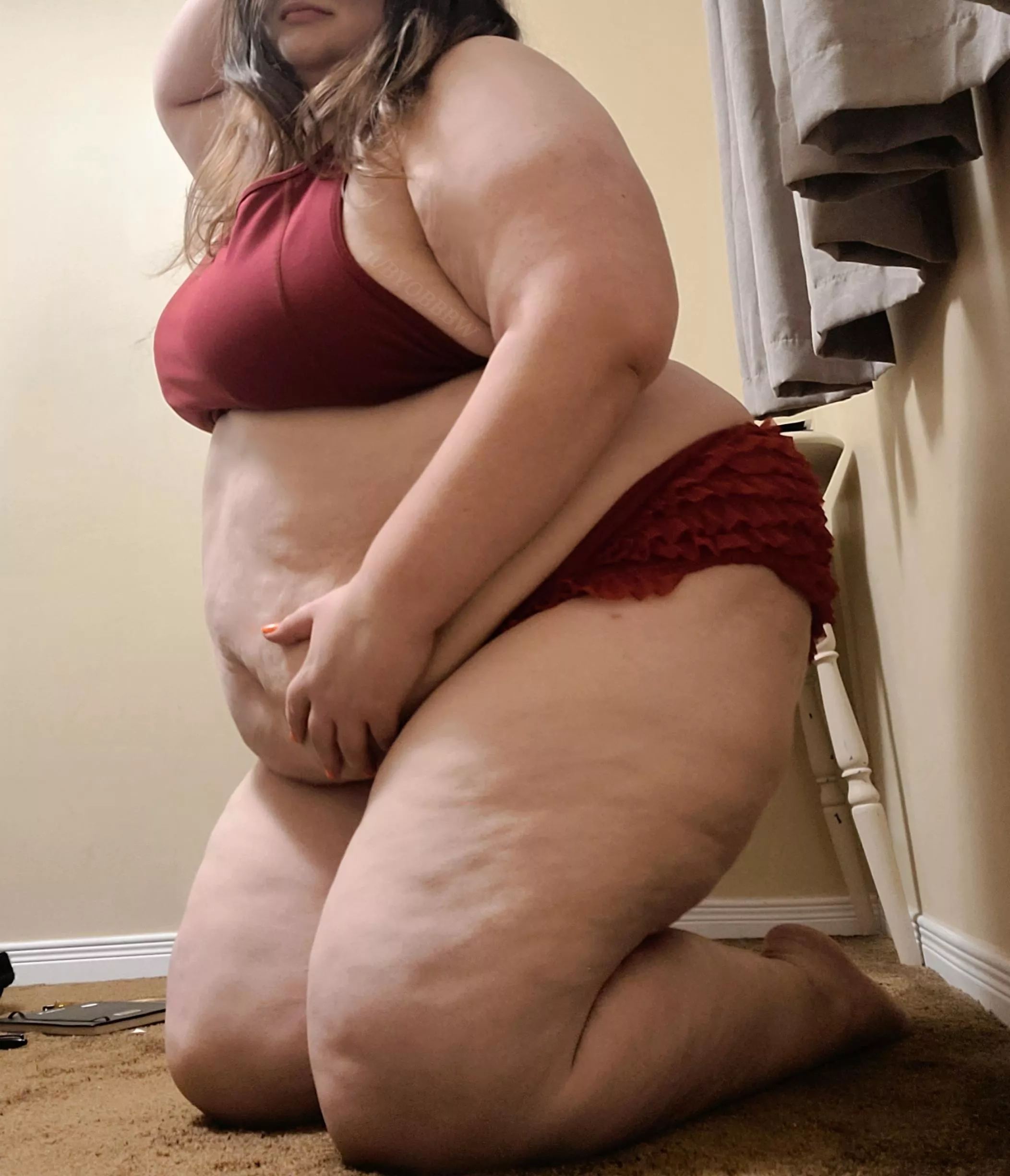 I may or may not still be wearing this with the horns from halloween, it's anyone's guess 😏