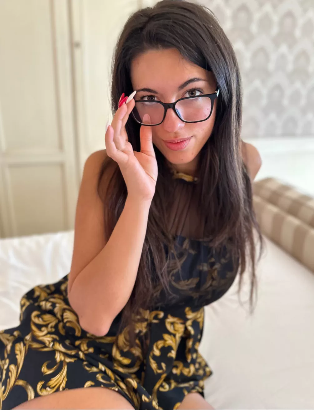 I think I'm getting some weight... Am I still cute?? F19