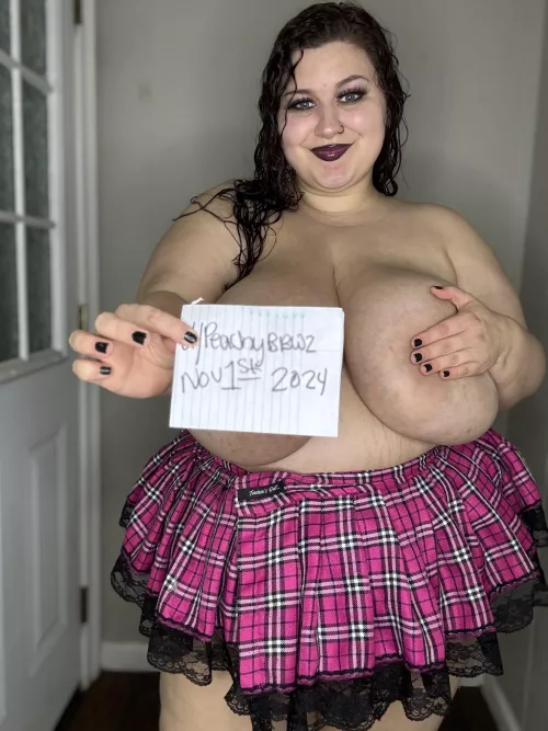 I’m ready to cam love. 