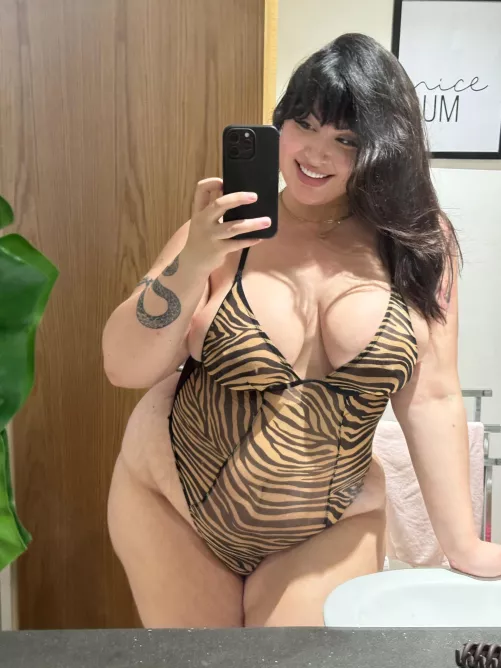 I'm ready to turn your naughty dreams to reality