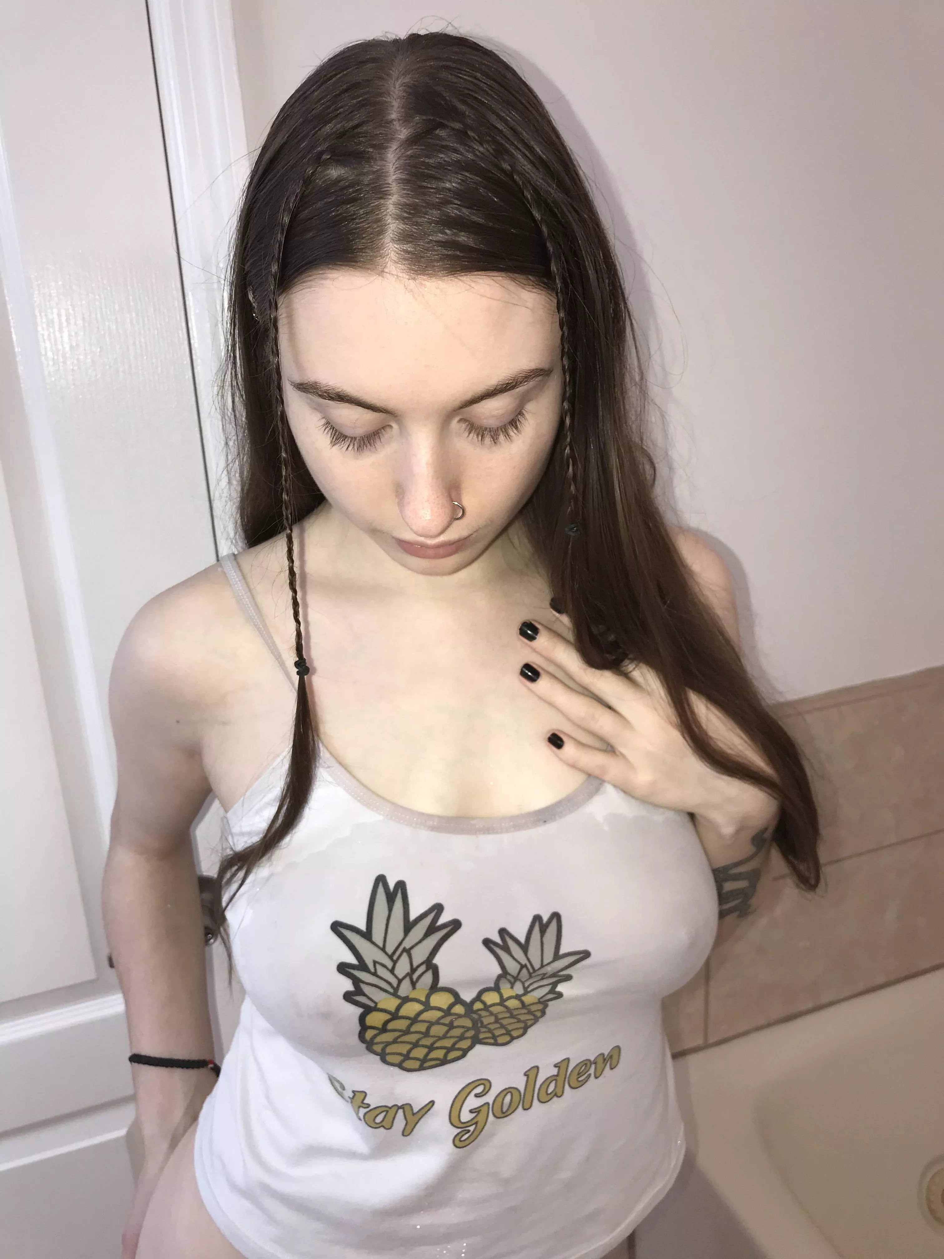 I’m so wet, can you help me change?