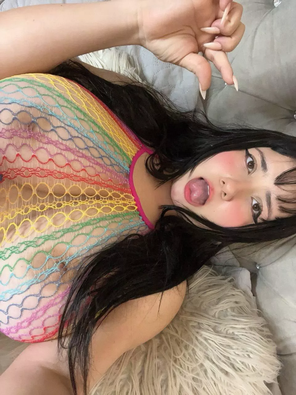 is your dick small as the space between my fingers??? PATHETIC