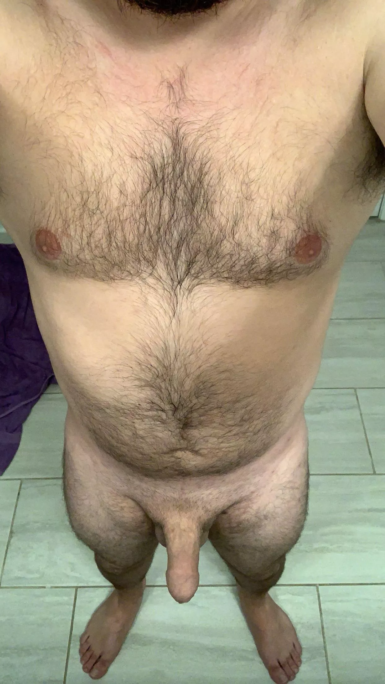 Let’s see if this dad bod still catch the eyes 